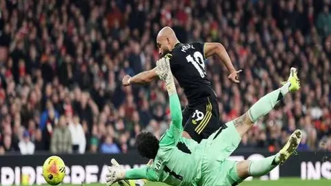 《揭秘全明星执教奥秘：比克斯塔夫教你如何独占鳌头，掌握星辉之巅的制胜之道》